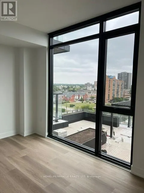 904 - 3009 NOVAR ROAD
