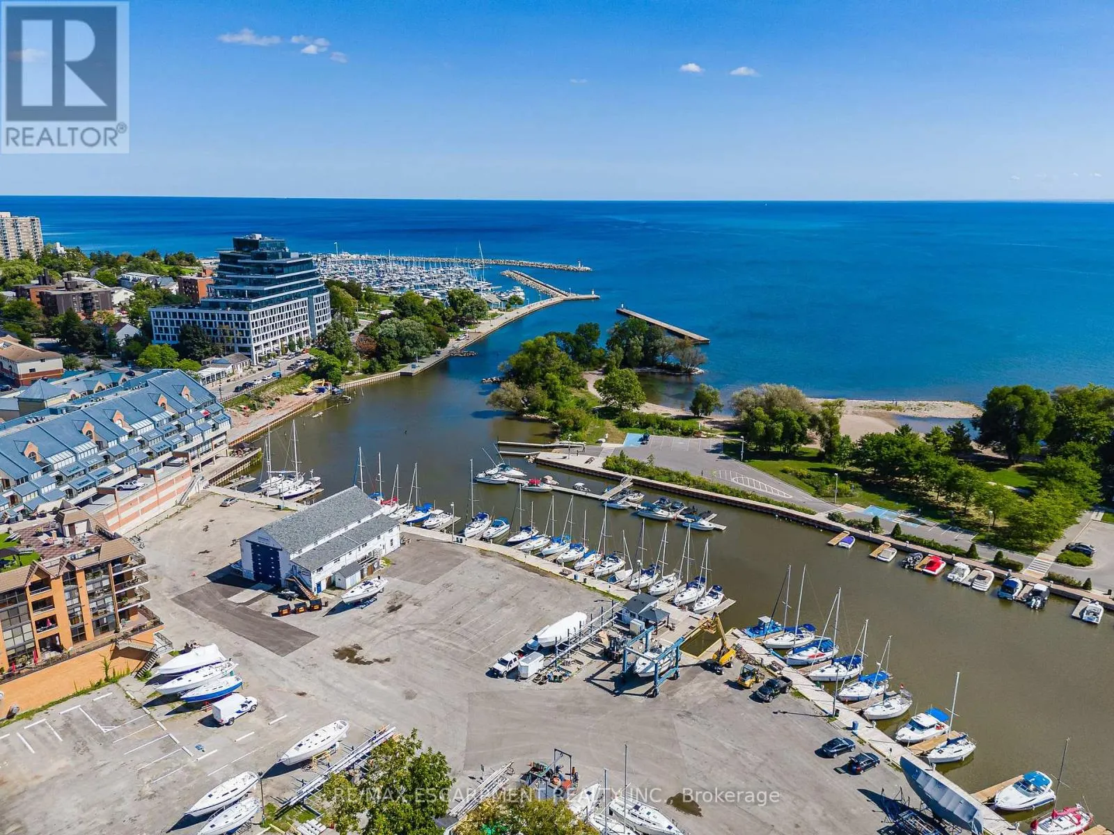805 - 2511 LAKESHORE ROAD W