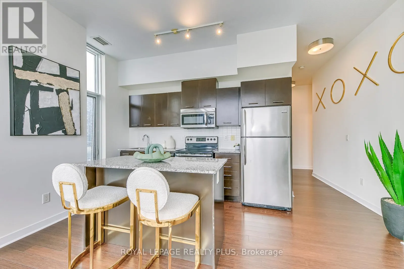 2202 - 365 PRINCE OF WALES DRIVE