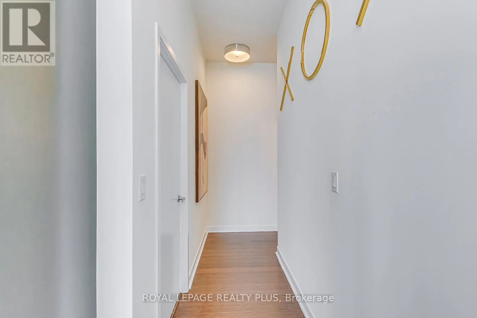2202 - 365 PRINCE OF WALES DRIVE