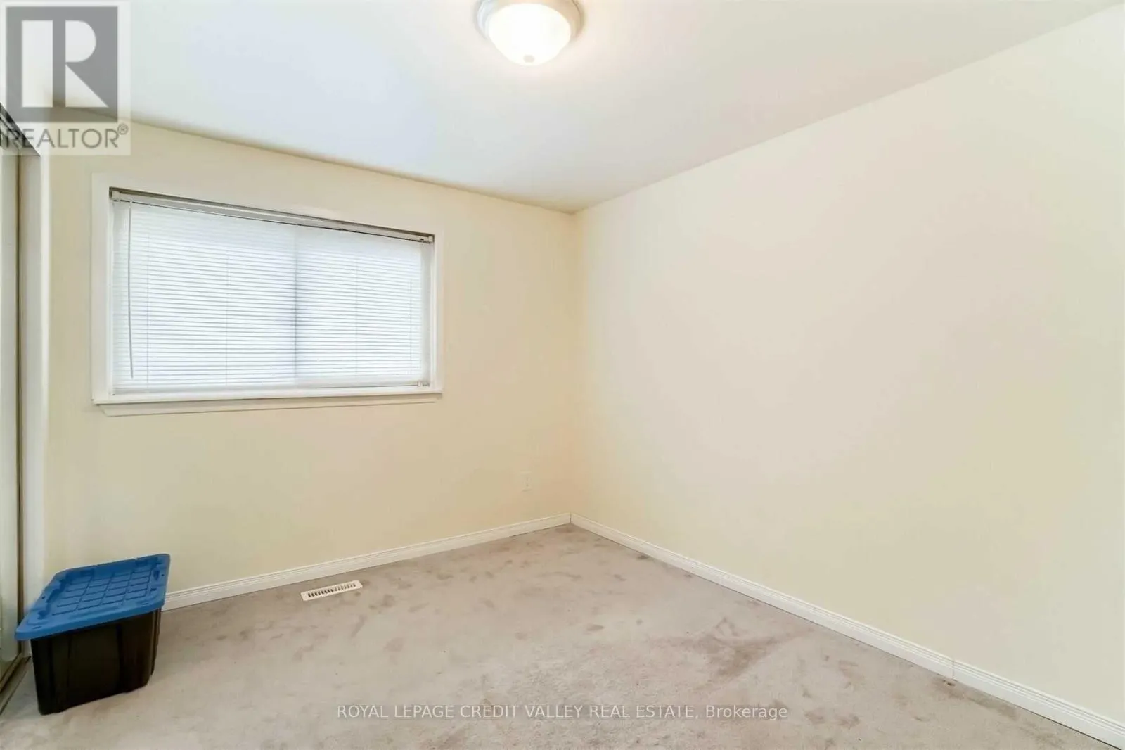 20 GLENFOREST ROAD