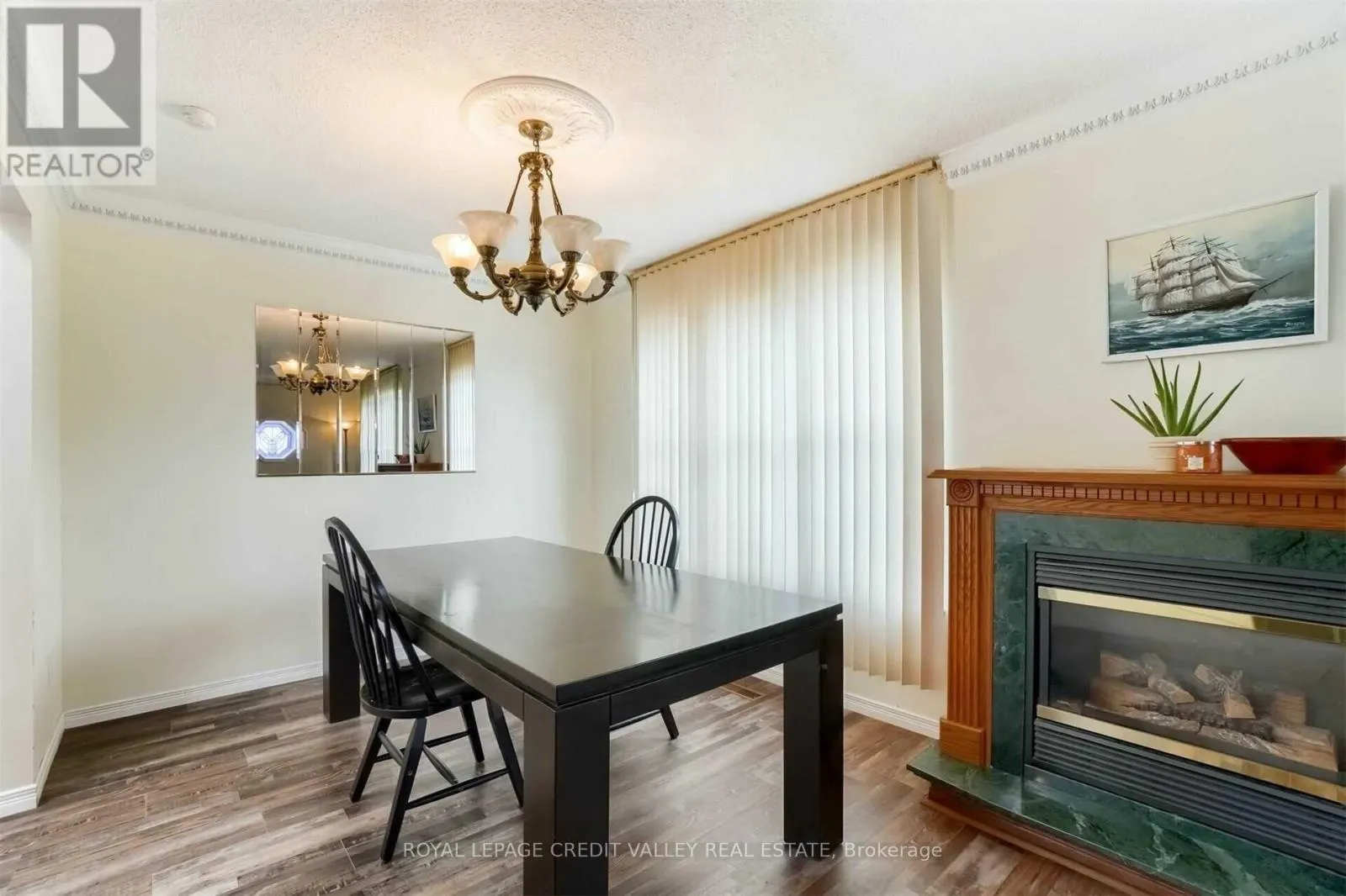 20 GLENFOREST ROAD