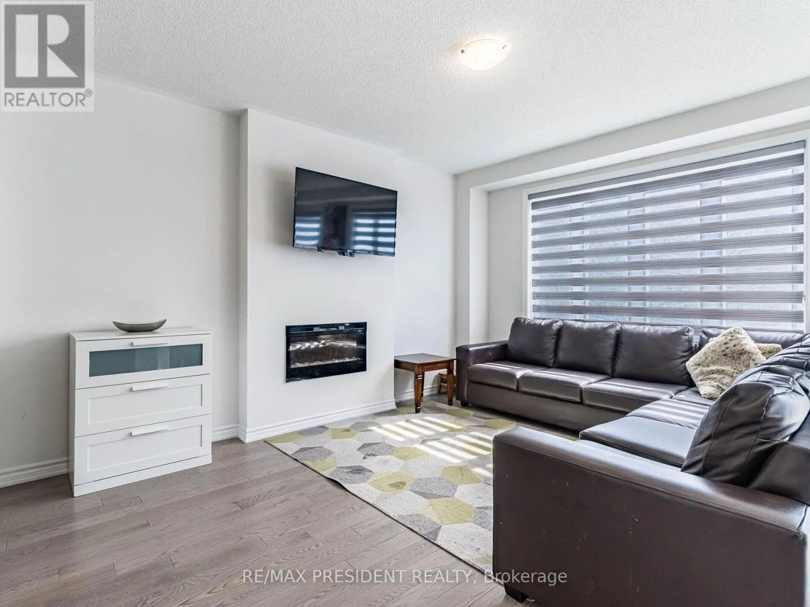 30 CAMINO REAL DRIVE