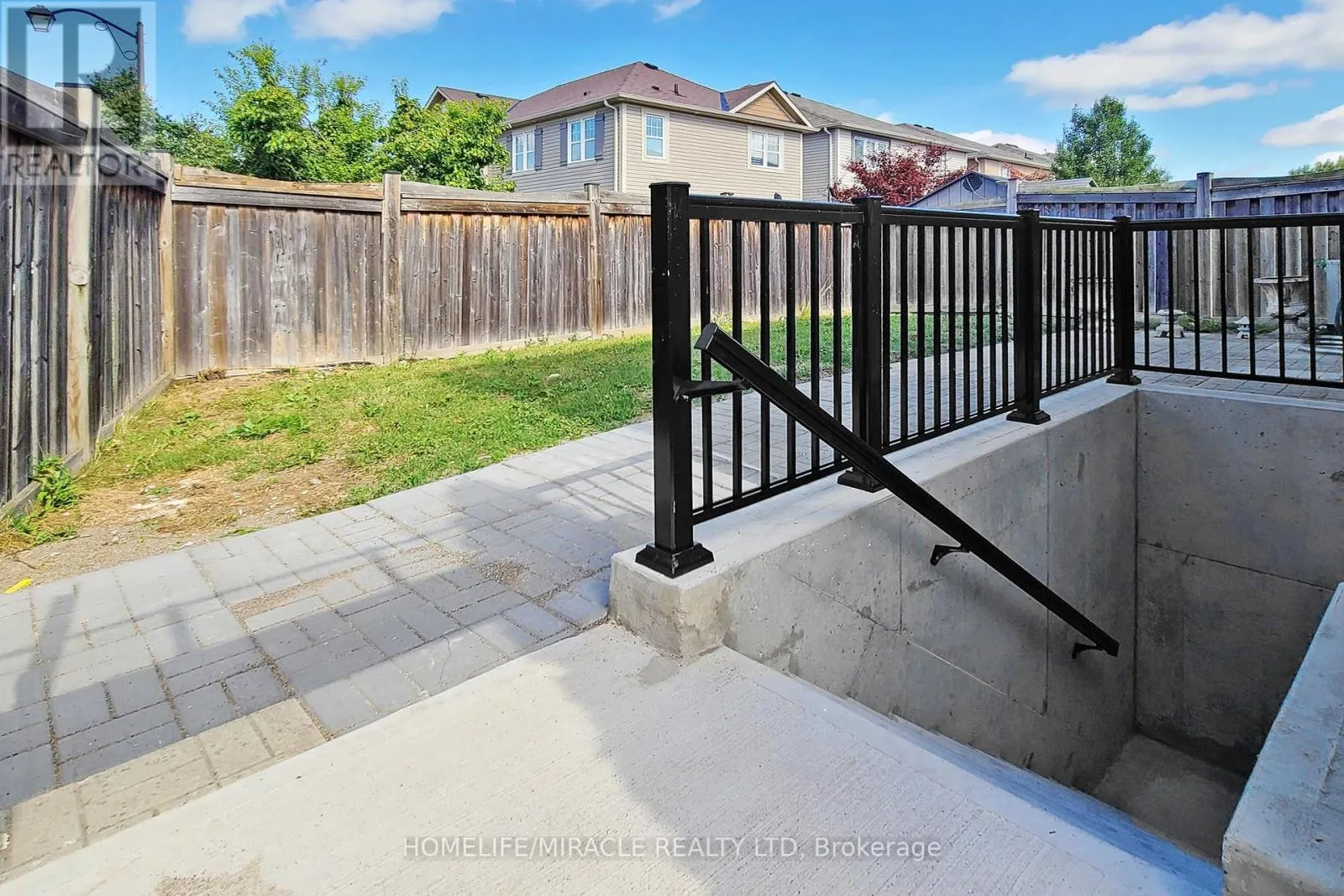 933 WHEWELL (BASEMENT) TRAIL