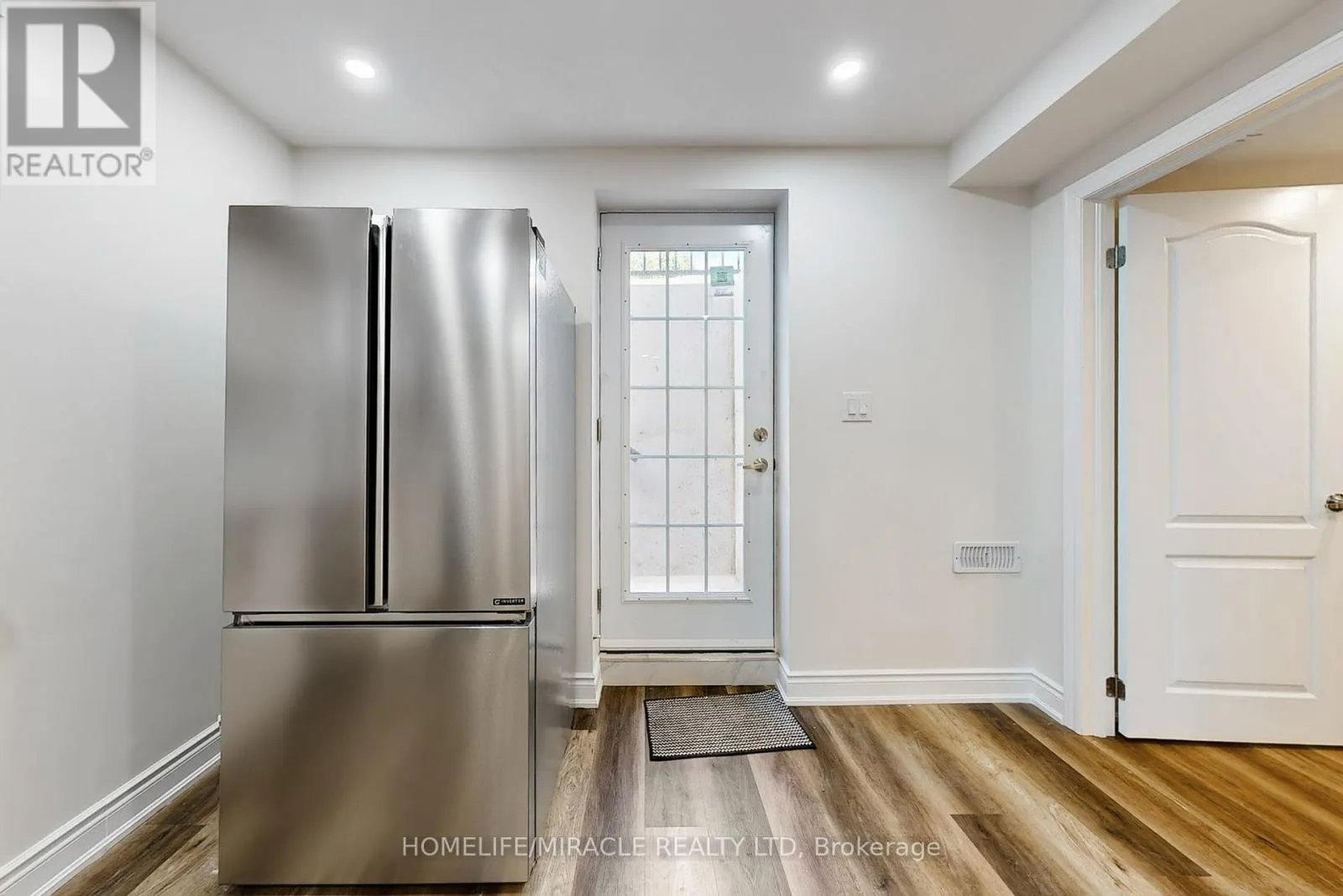 933 WHEWELL (BASEMENT) TRAIL
