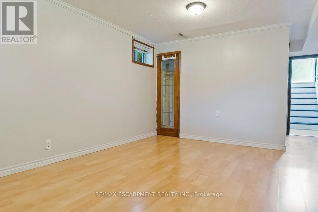 2749 TRUSCOTT DRIVE