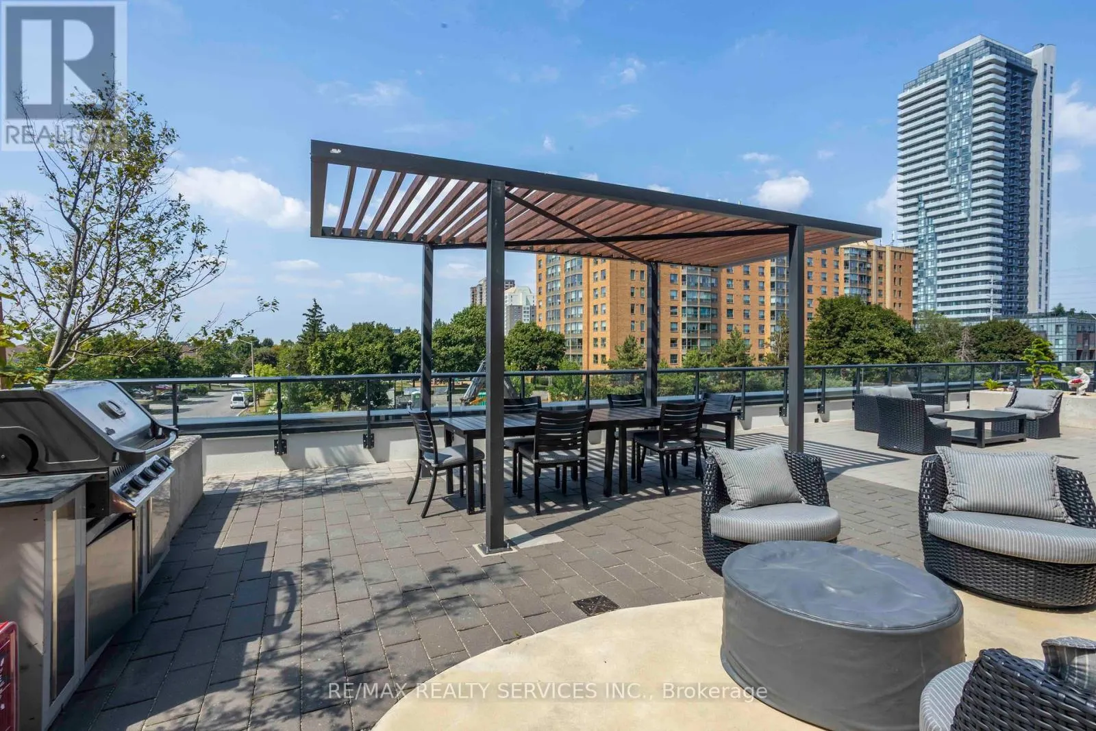 918 - 35 WATERGARDEN DRIVE W