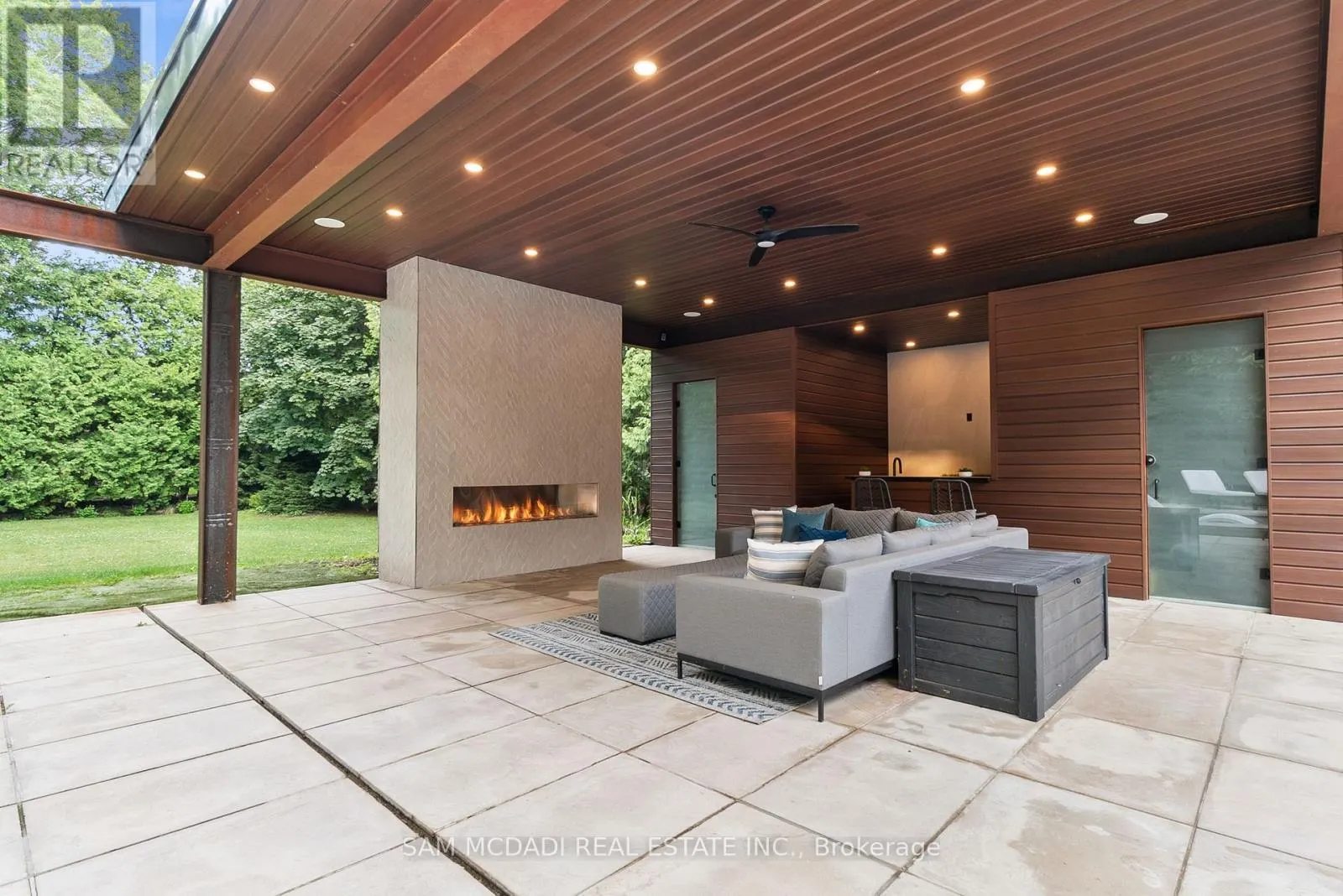 1287 BIRCHVIEW DRIVE
