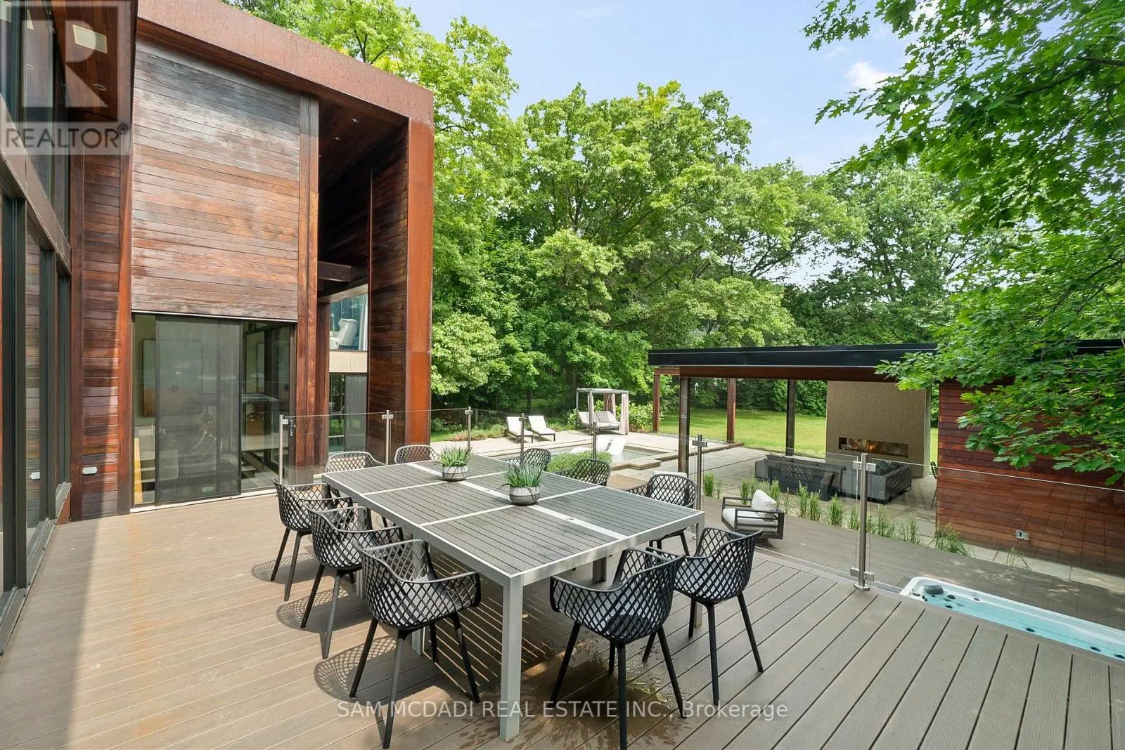 1287 BIRCHVIEW DRIVE