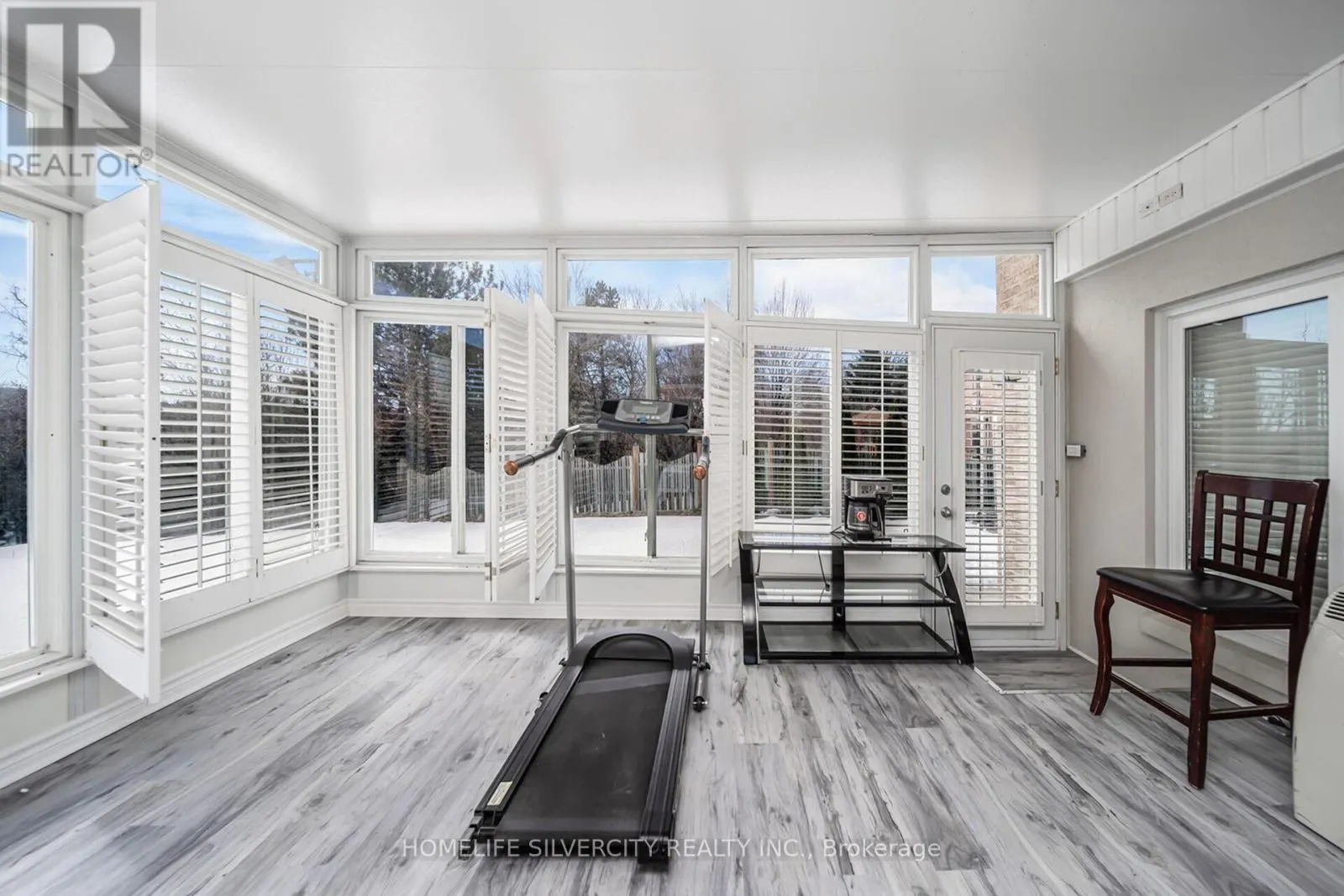 14 REMBRANDT CRESCENT