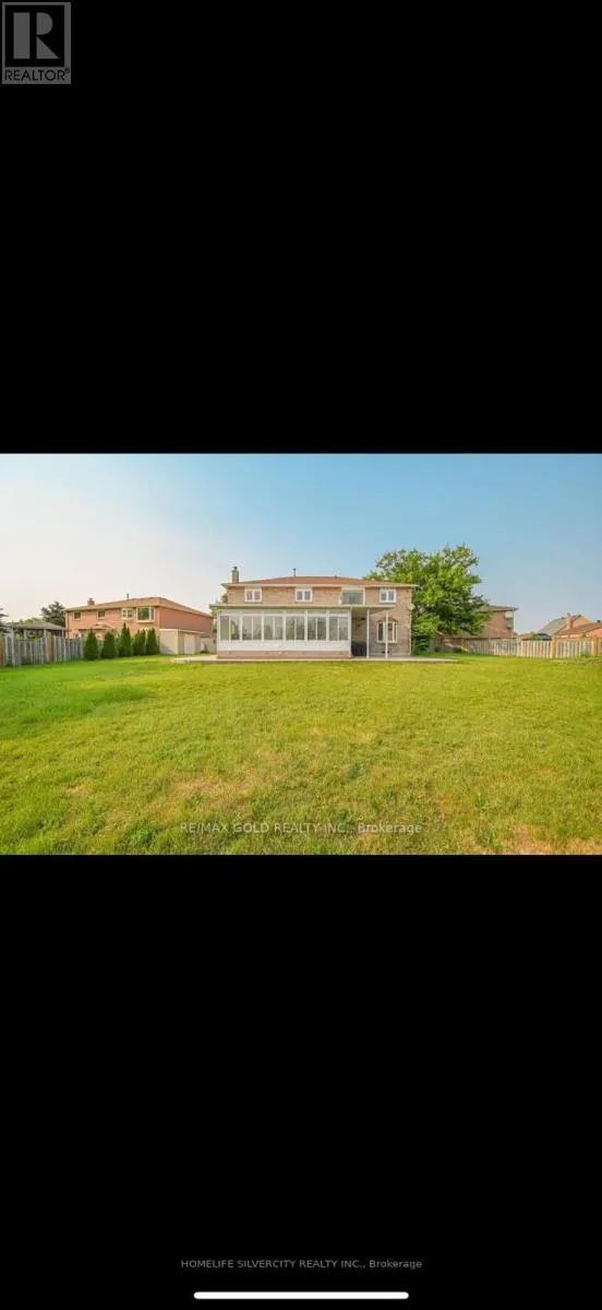 14 REMBRANDT CRESCENT