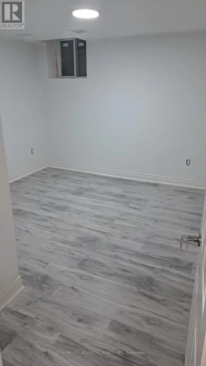 14 REMBRANDT CRESCENT