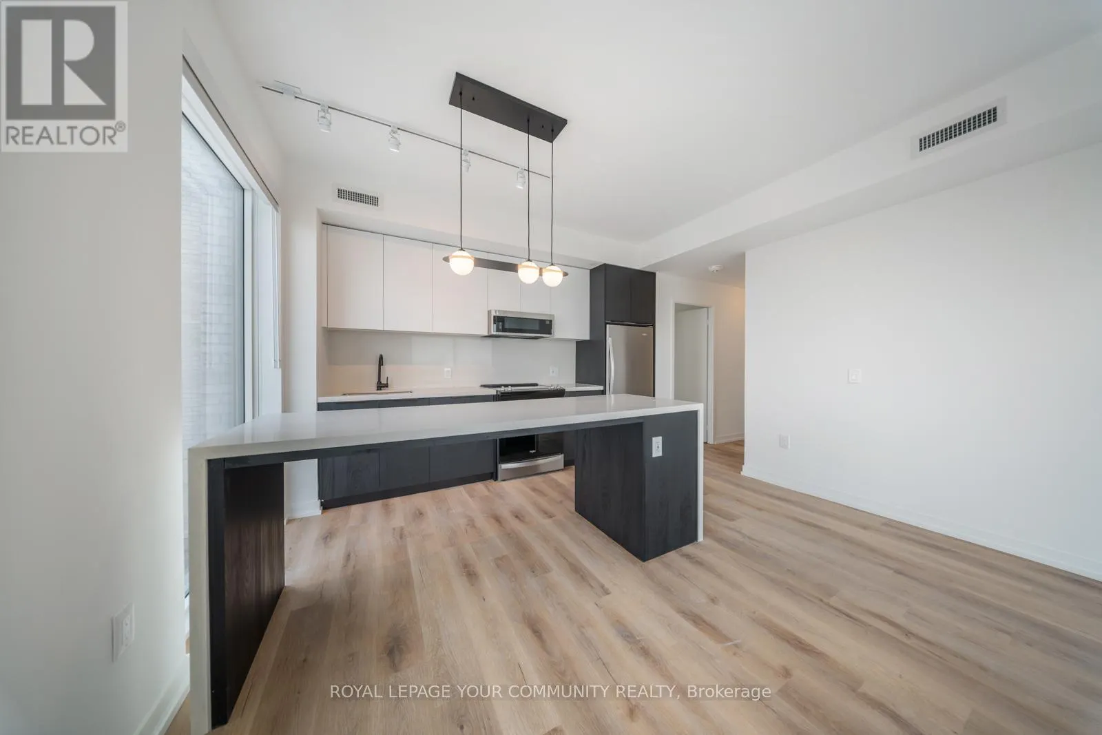 602 - 5 YORK GARDEN WAY