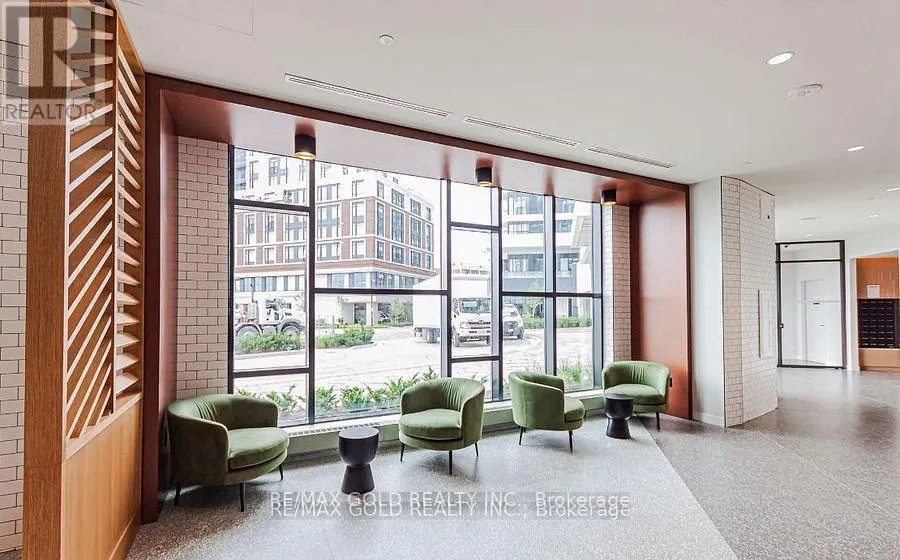 1903 - 2495 EGLINTON AVENUE W