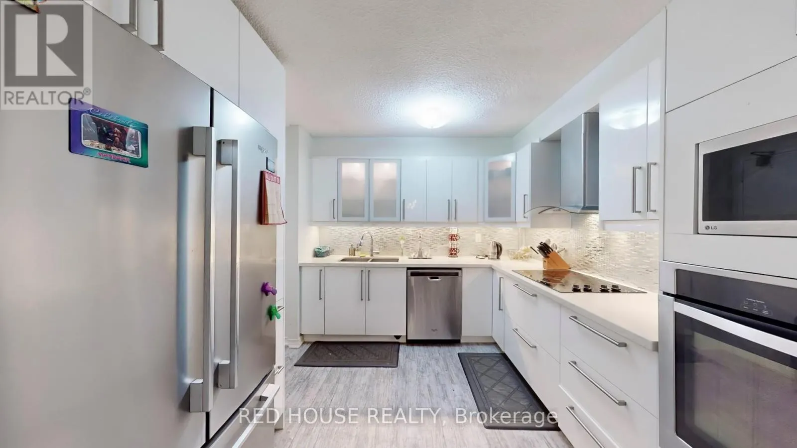 413 - 50 MISSISSAUGA VALLEY BOULEVARD