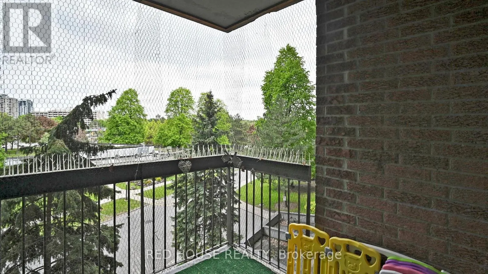 413 - 50 MISSISSAUGA VALLEY BOULEVARD