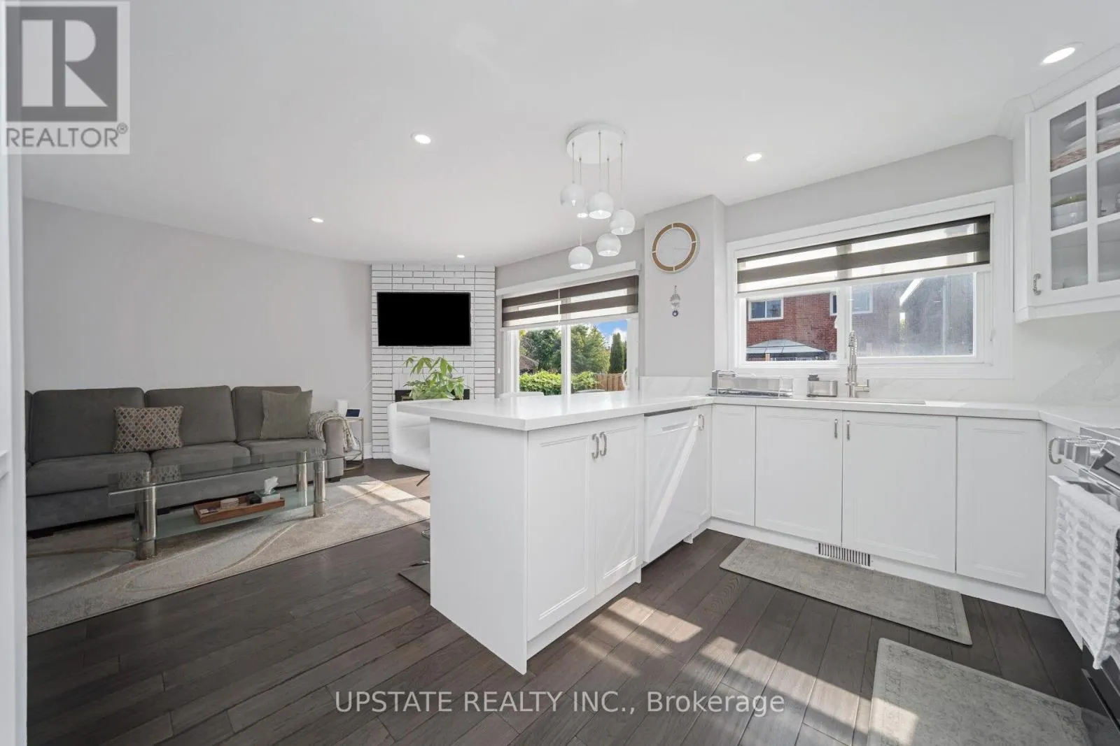 2 TREWARTHA CRESCENT