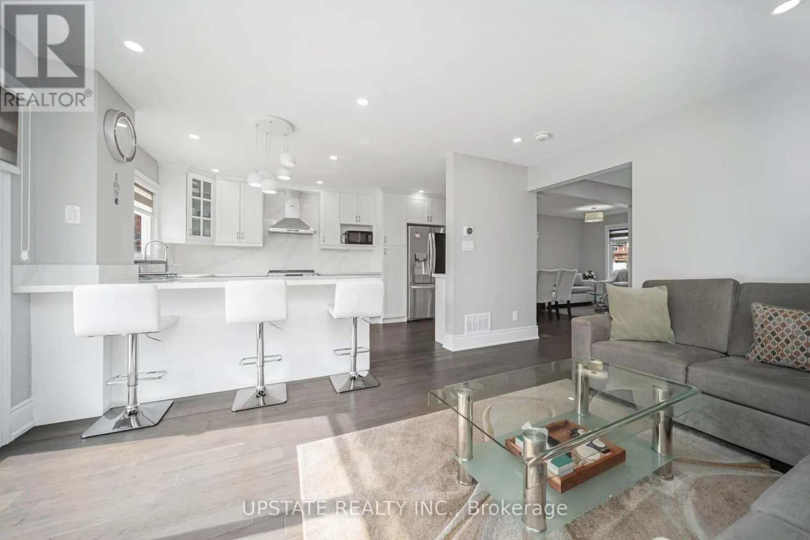 2 TREWARTHA CRESCENT