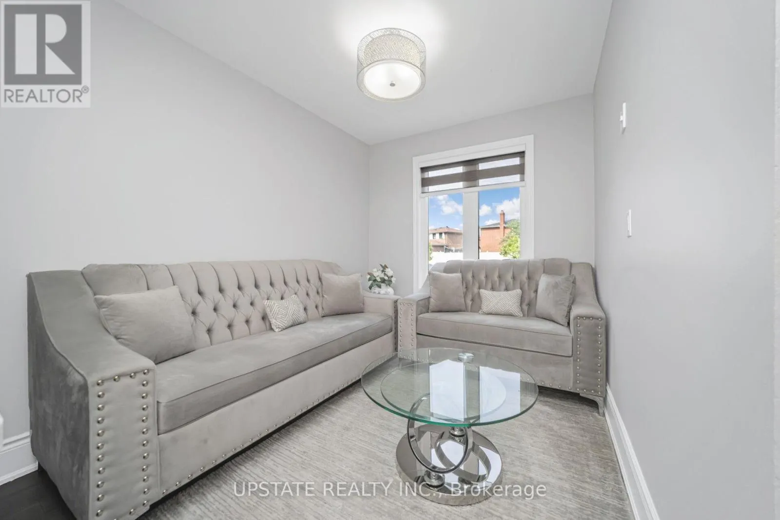 2 TREWARTHA CRESCENT