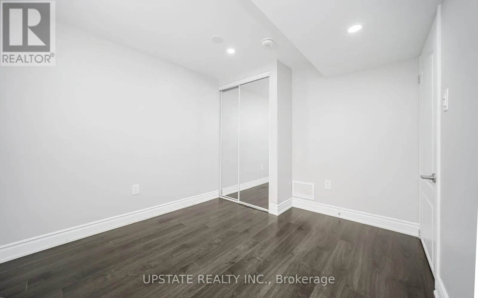 2 TREWARTHA CRESCENT