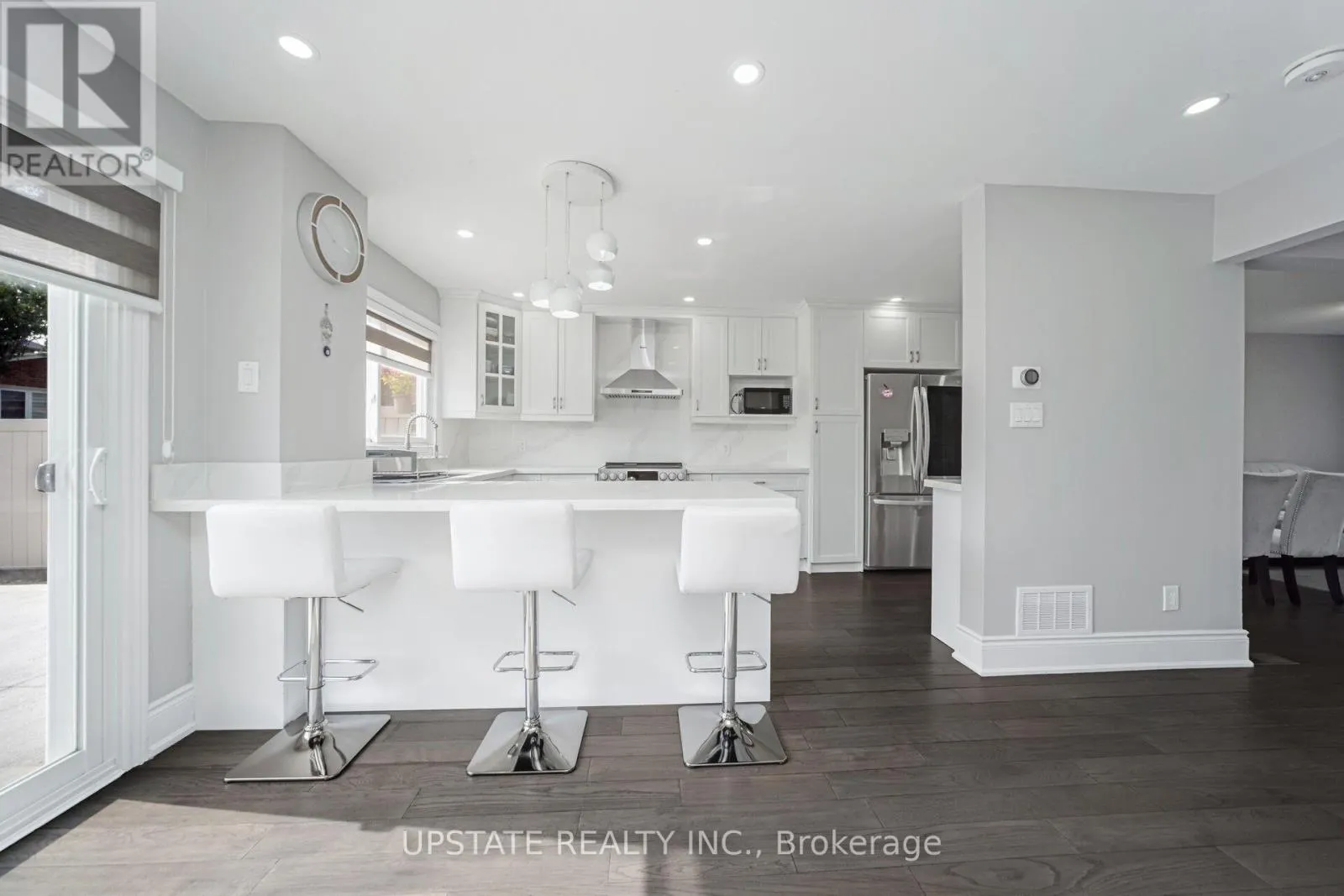 2 TREWARTHA CRESCENT