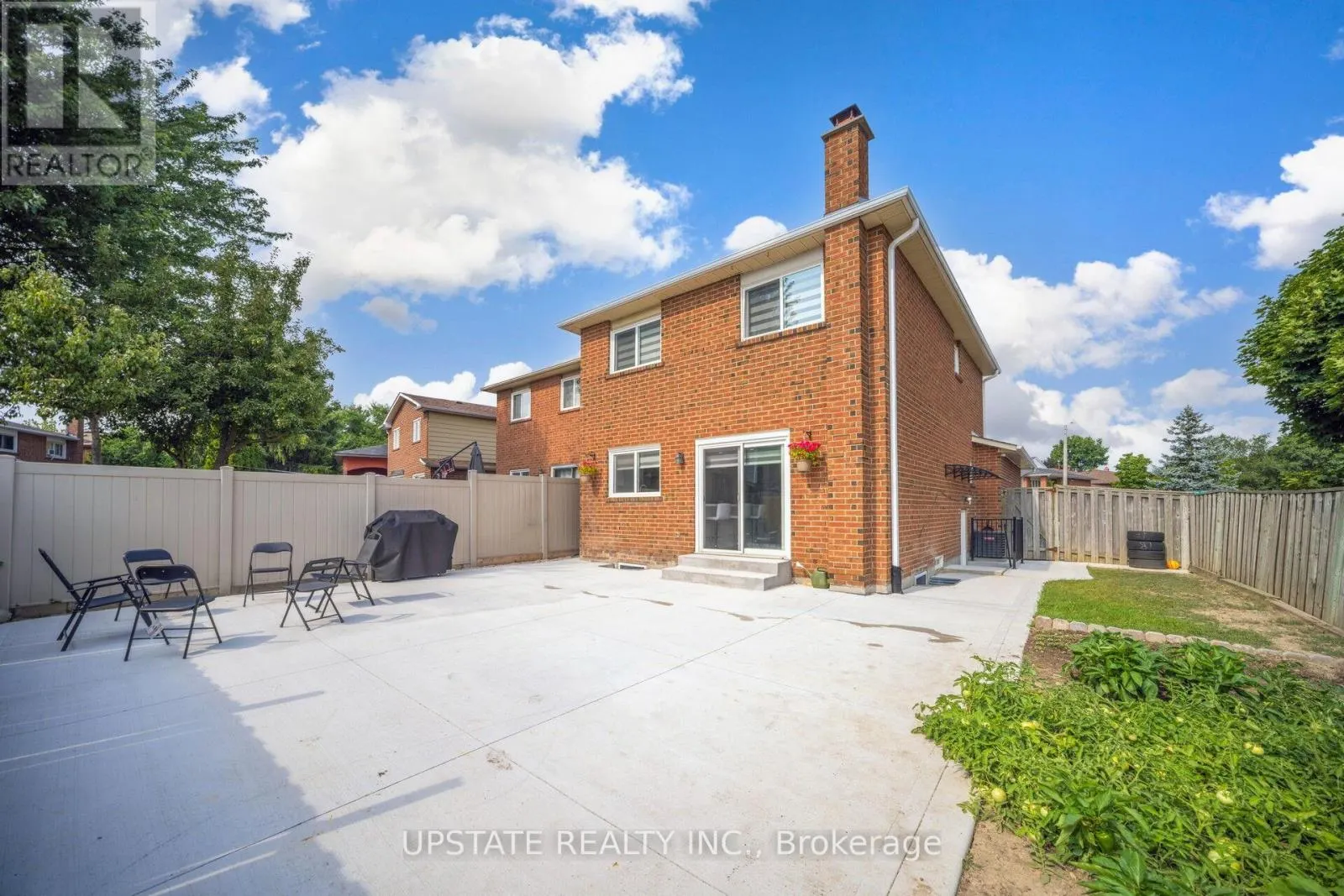 2 TREWARTHA CRESCENT