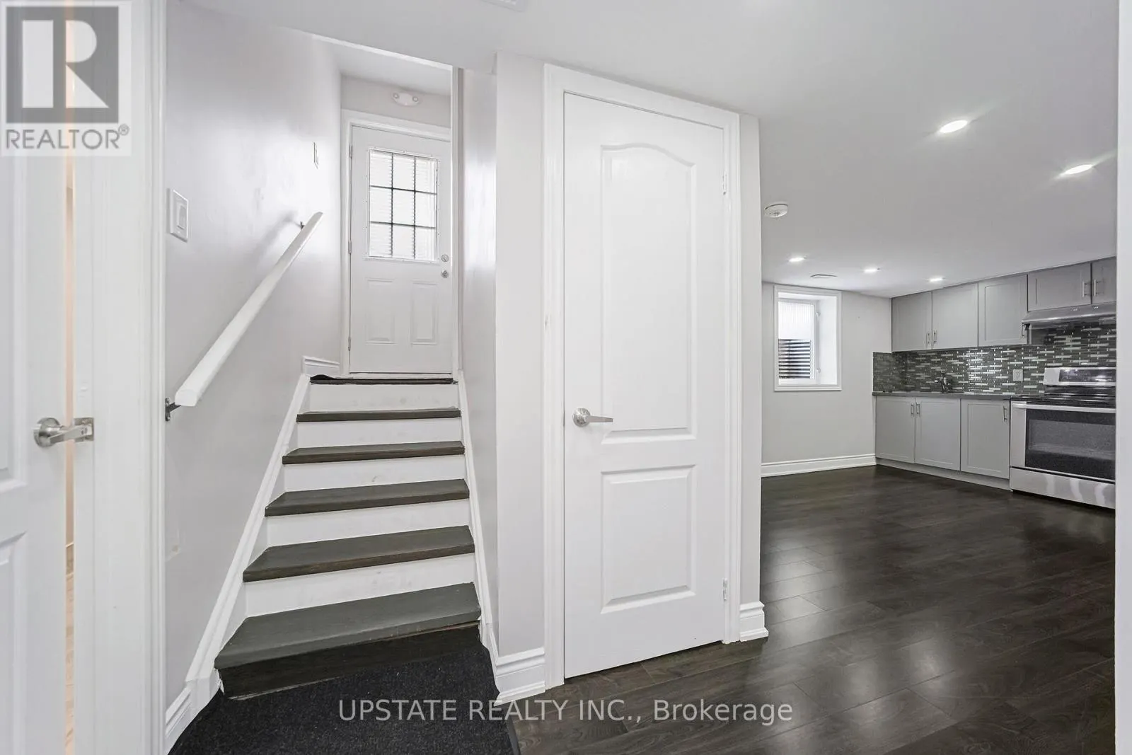 2 TREWARTHA CRESCENT
