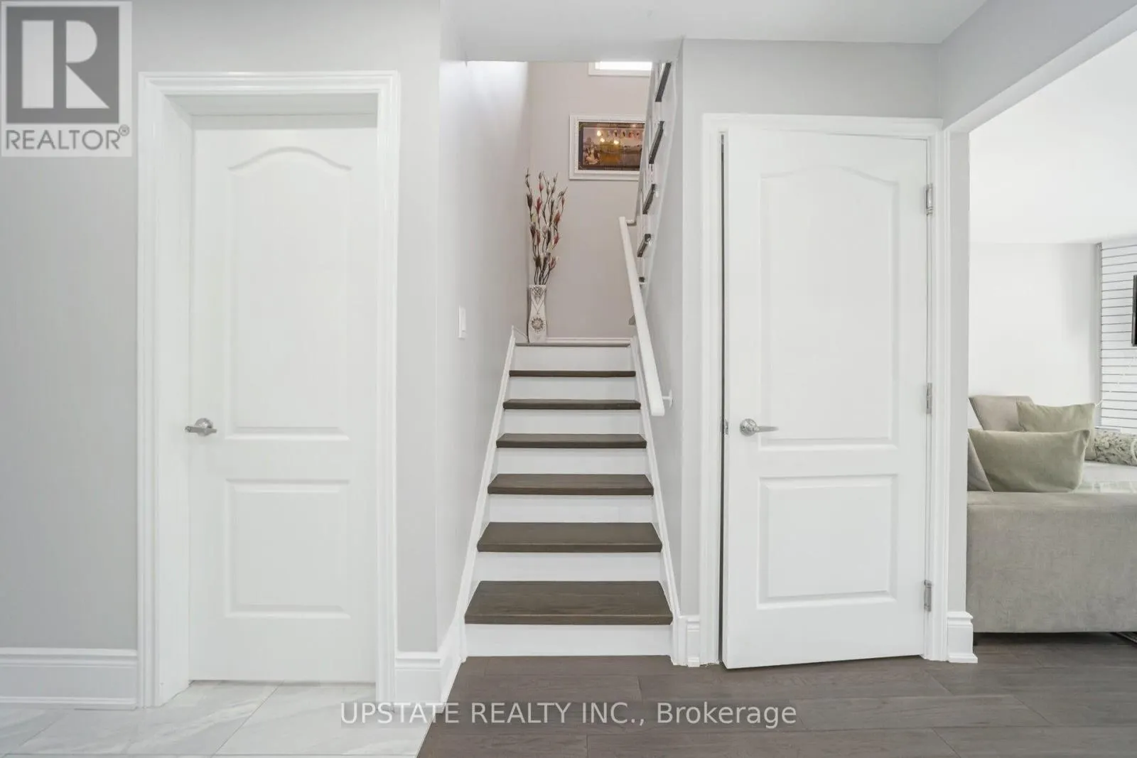 2 TREWARTHA CRESCENT