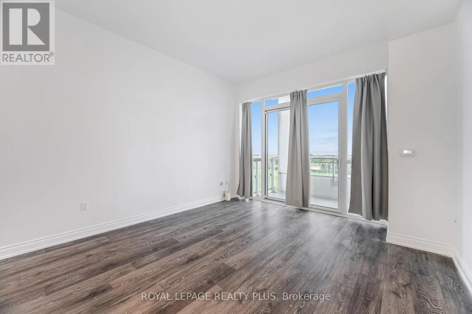 620 - 1050 MAIN STREET E