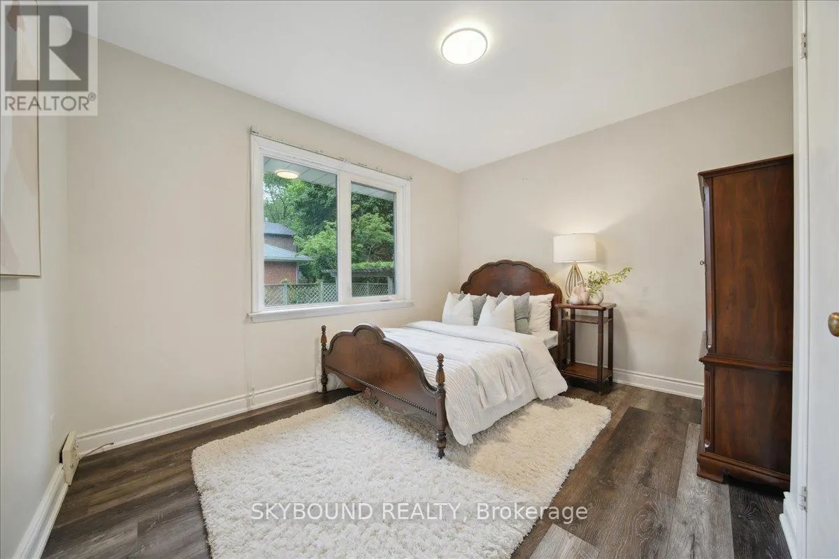 34 APPLEDALE ROAD