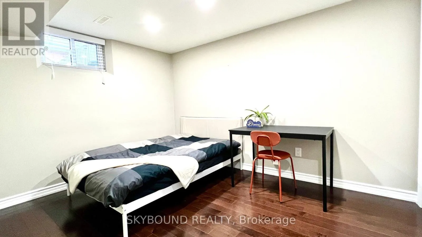 BSMT - 1161 CLAREDALE ROAD W