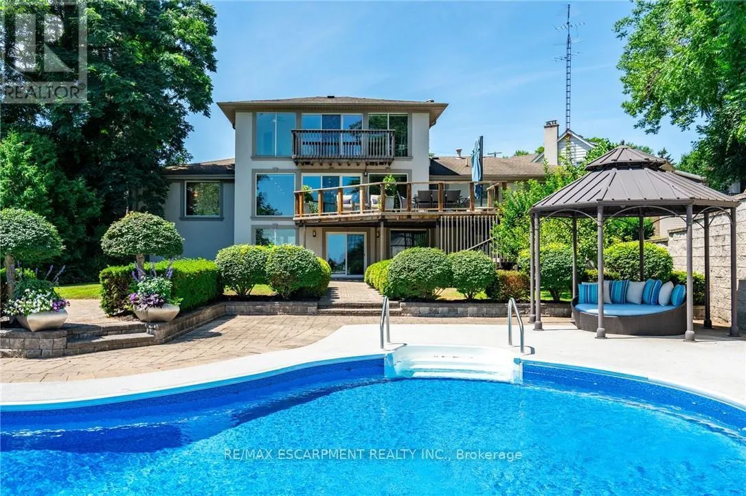 822 DANFORTH PLACE