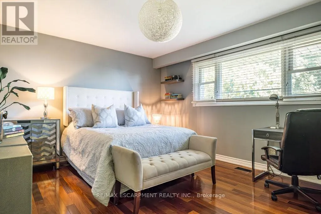822 DANFORTH PLACE