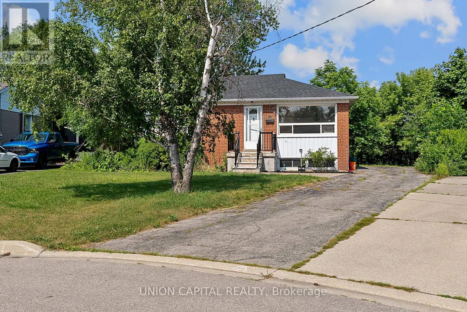 LOWER - 379 TAMARACK CIRCLE