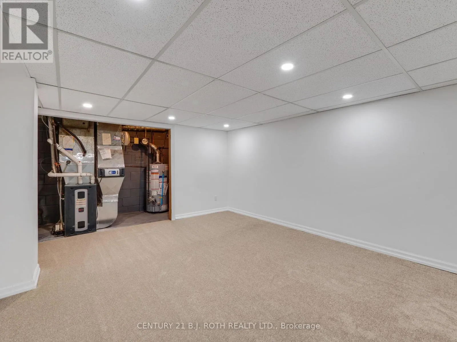 10 BLOORLEA CRESCENT