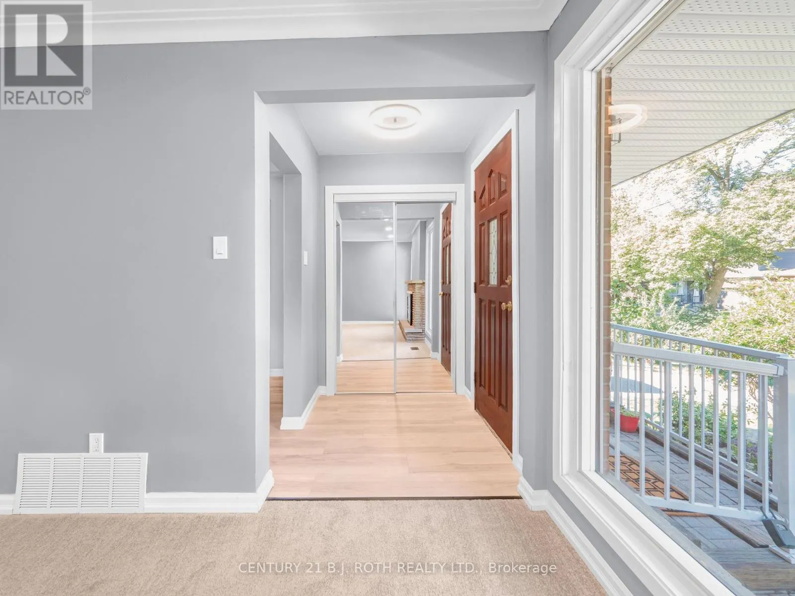 10 BLOORLEA CRESCENT