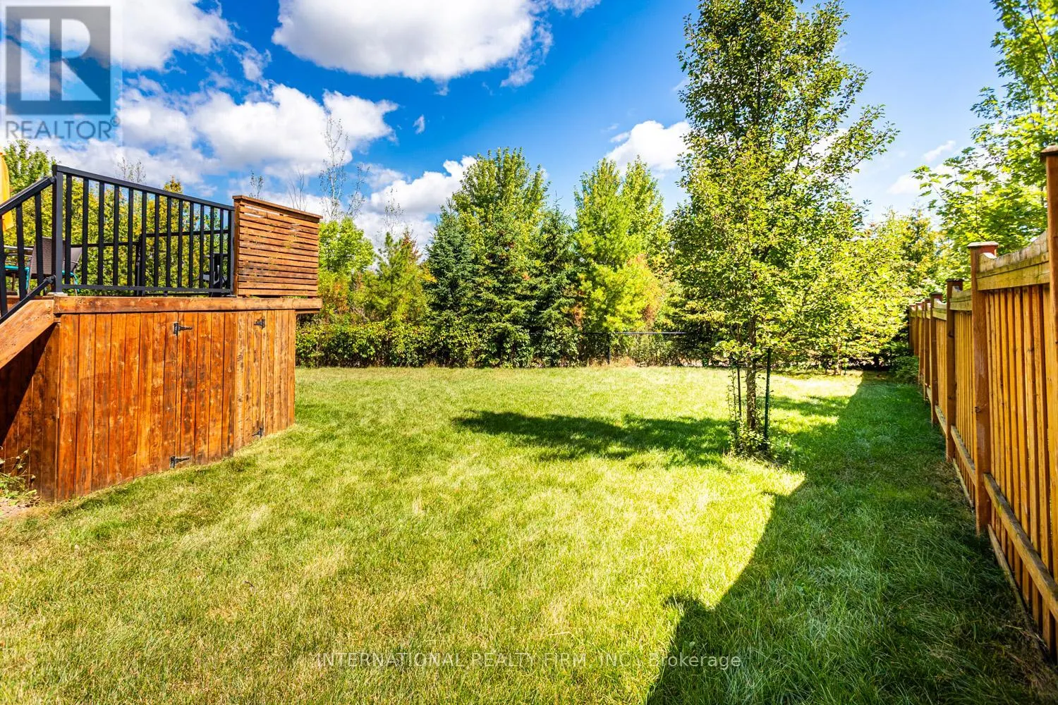 2371 QUETICO CRESCENT