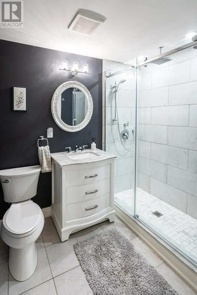 2371 QUETICO CRESCENT