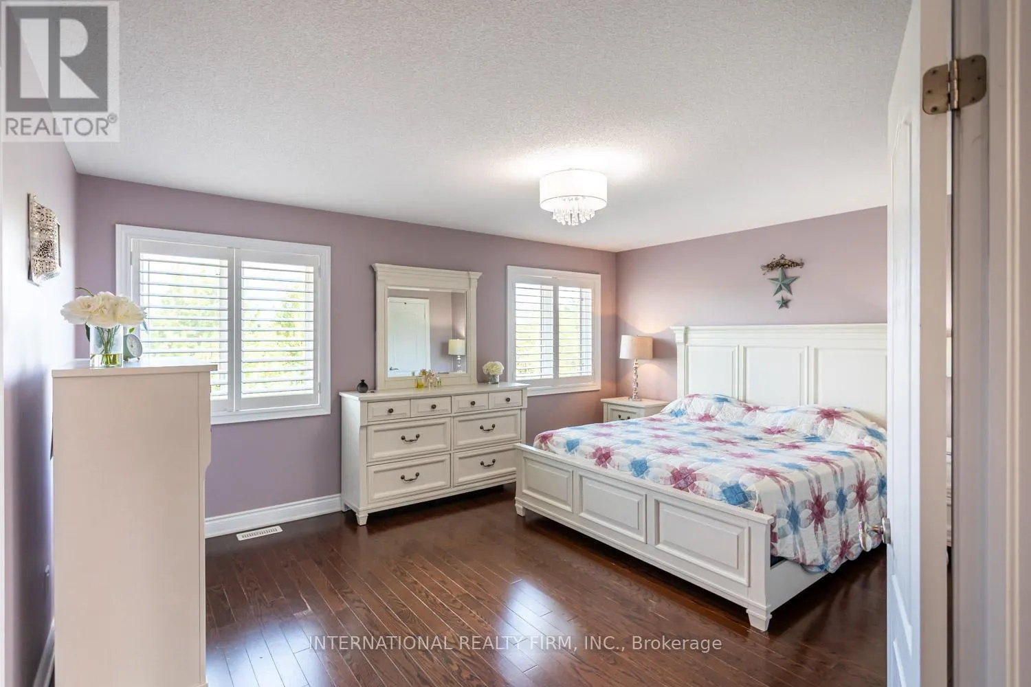 2371 QUETICO CRESCENT