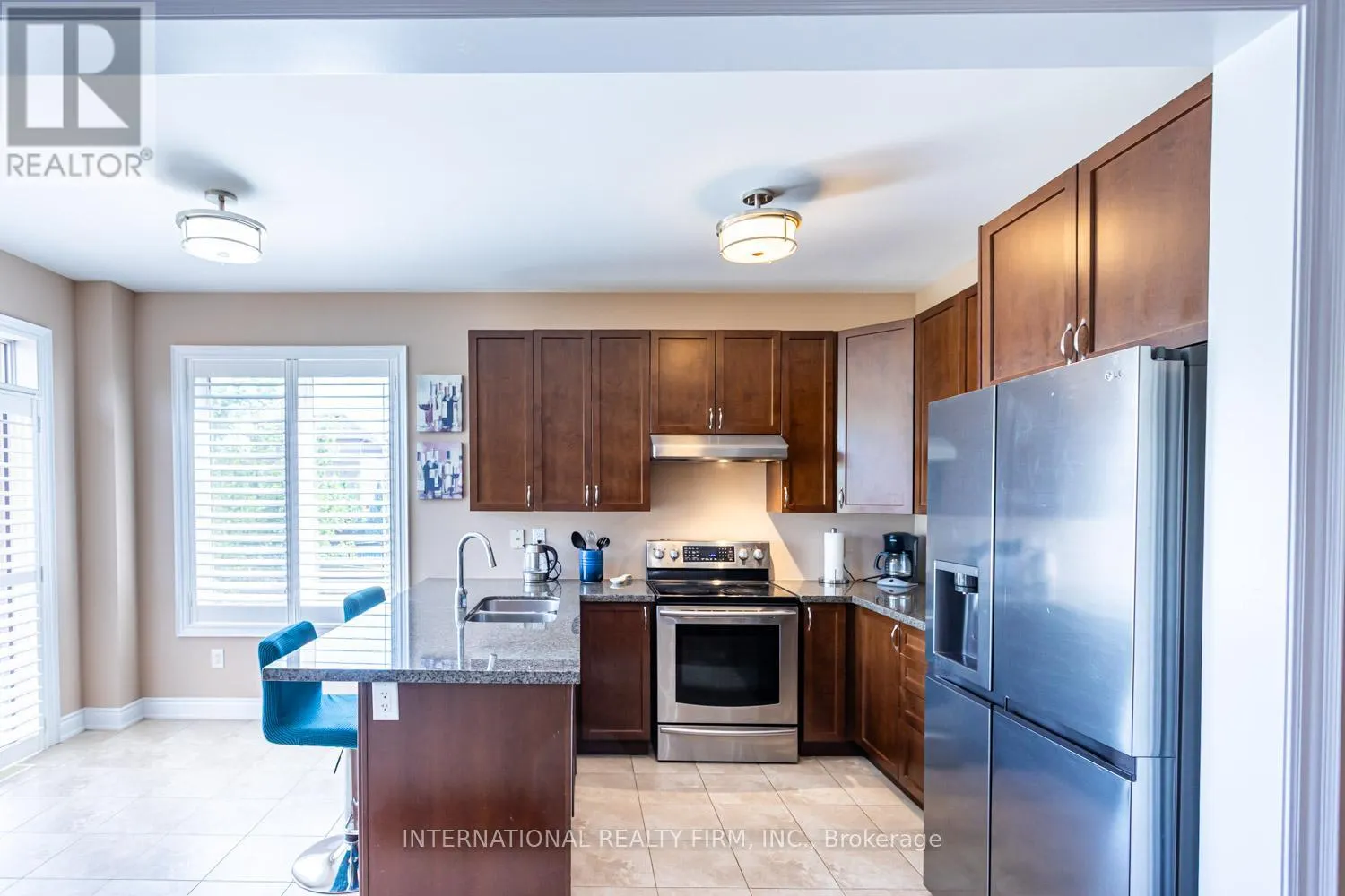 2371 QUETICO CRESCENT