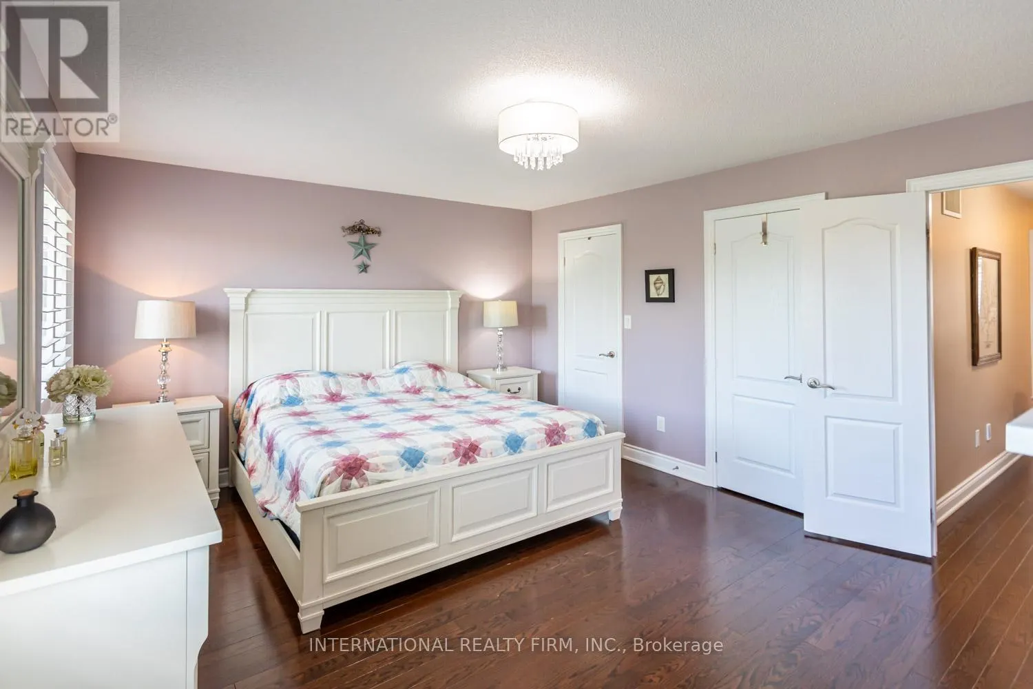 2371 QUETICO CRESCENT