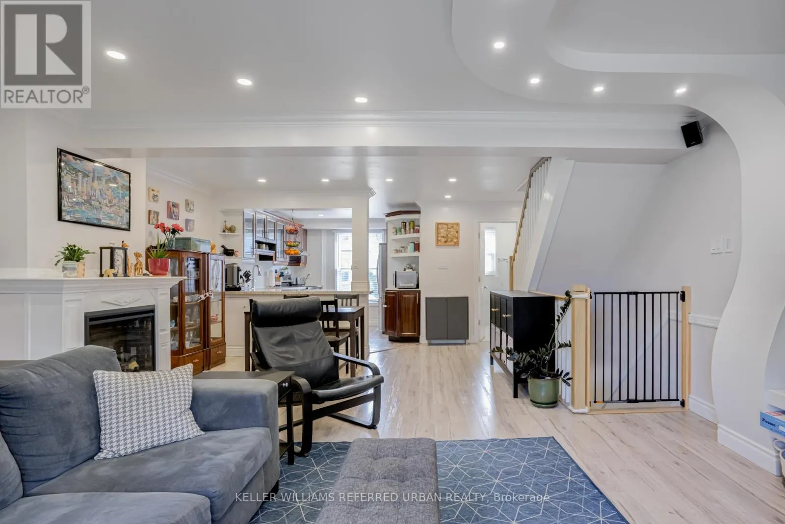 #176 - 2440 BROMSGROVE ROAD