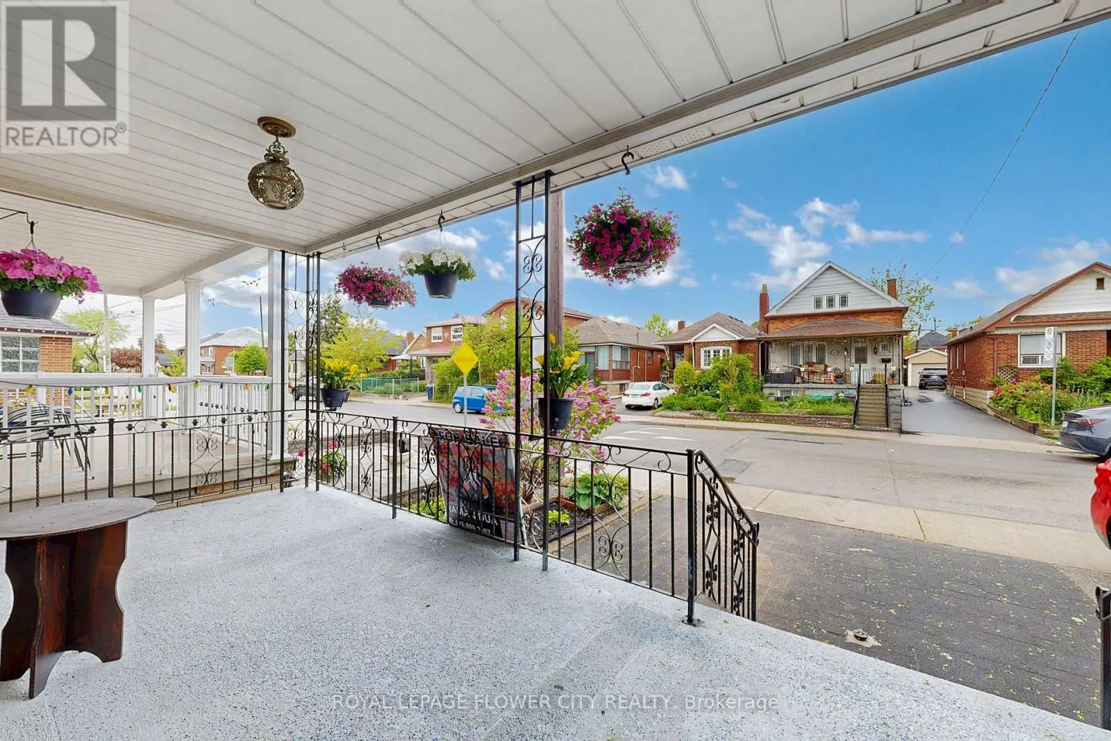 105 LIVINGSTONE AVENUE
