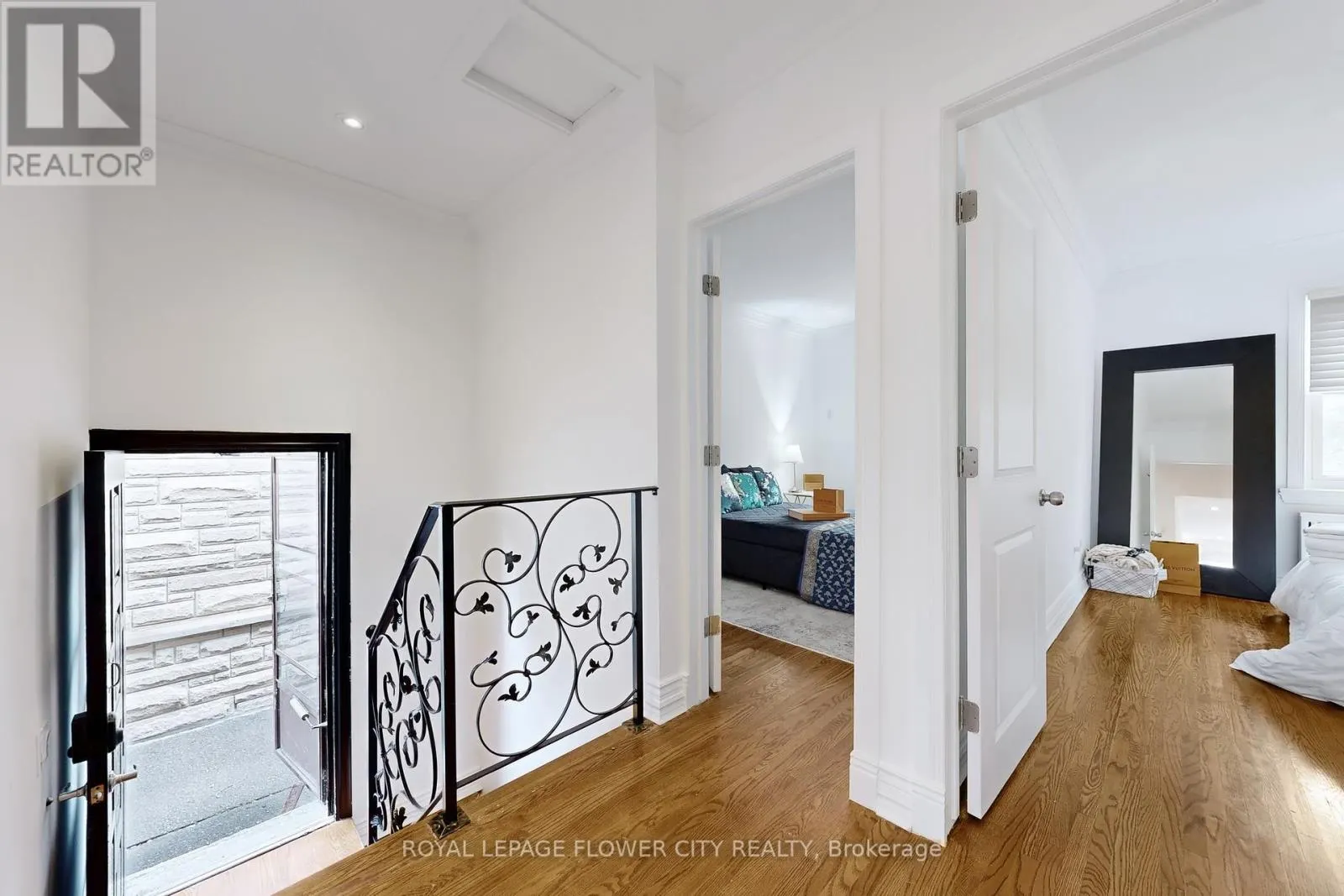 105 LIVINGSTONE AVENUE