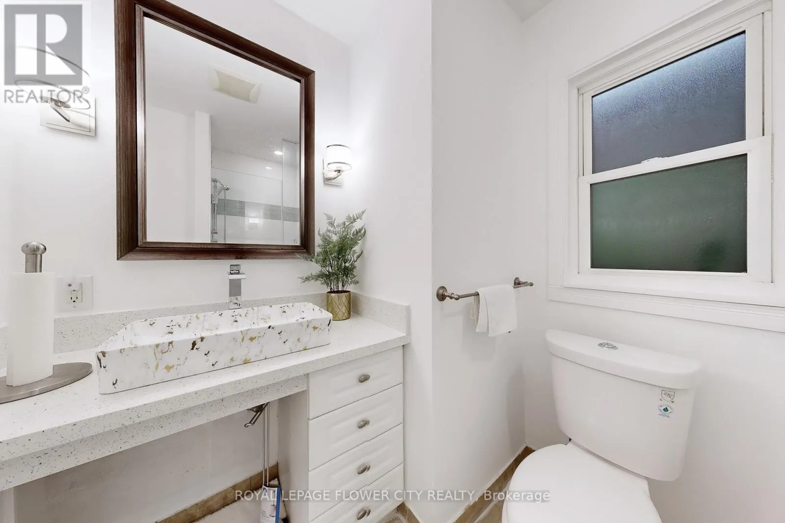 105 LIVINGSTONE AVENUE