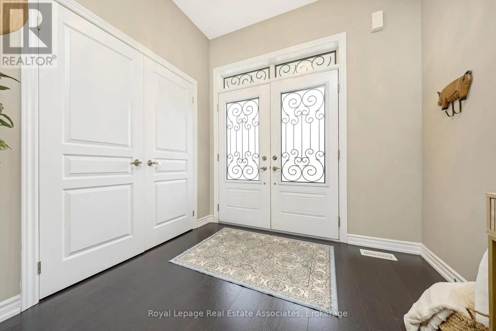 25 UPPER CANADA COURT
