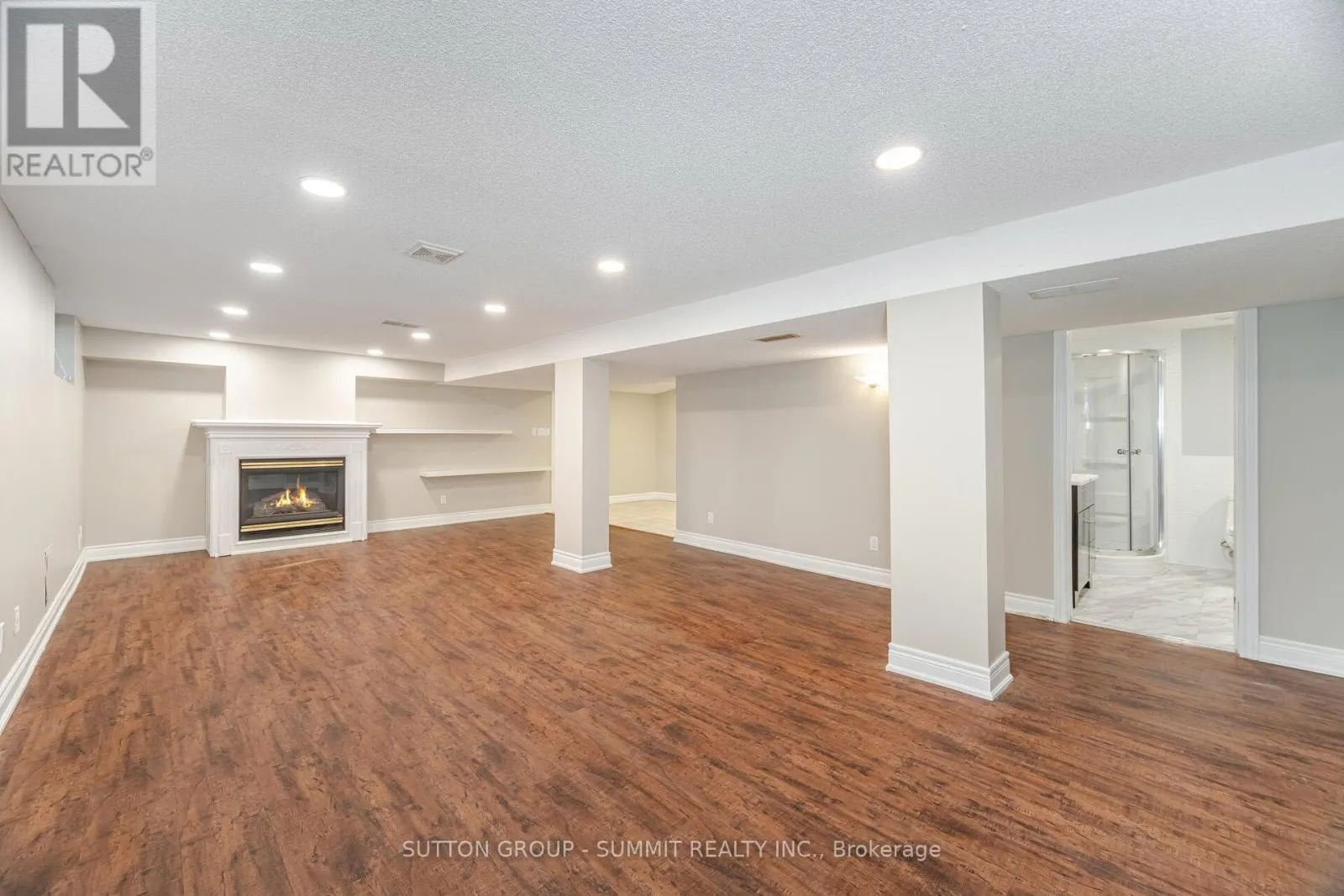 1195 CRESTDALE ROAD