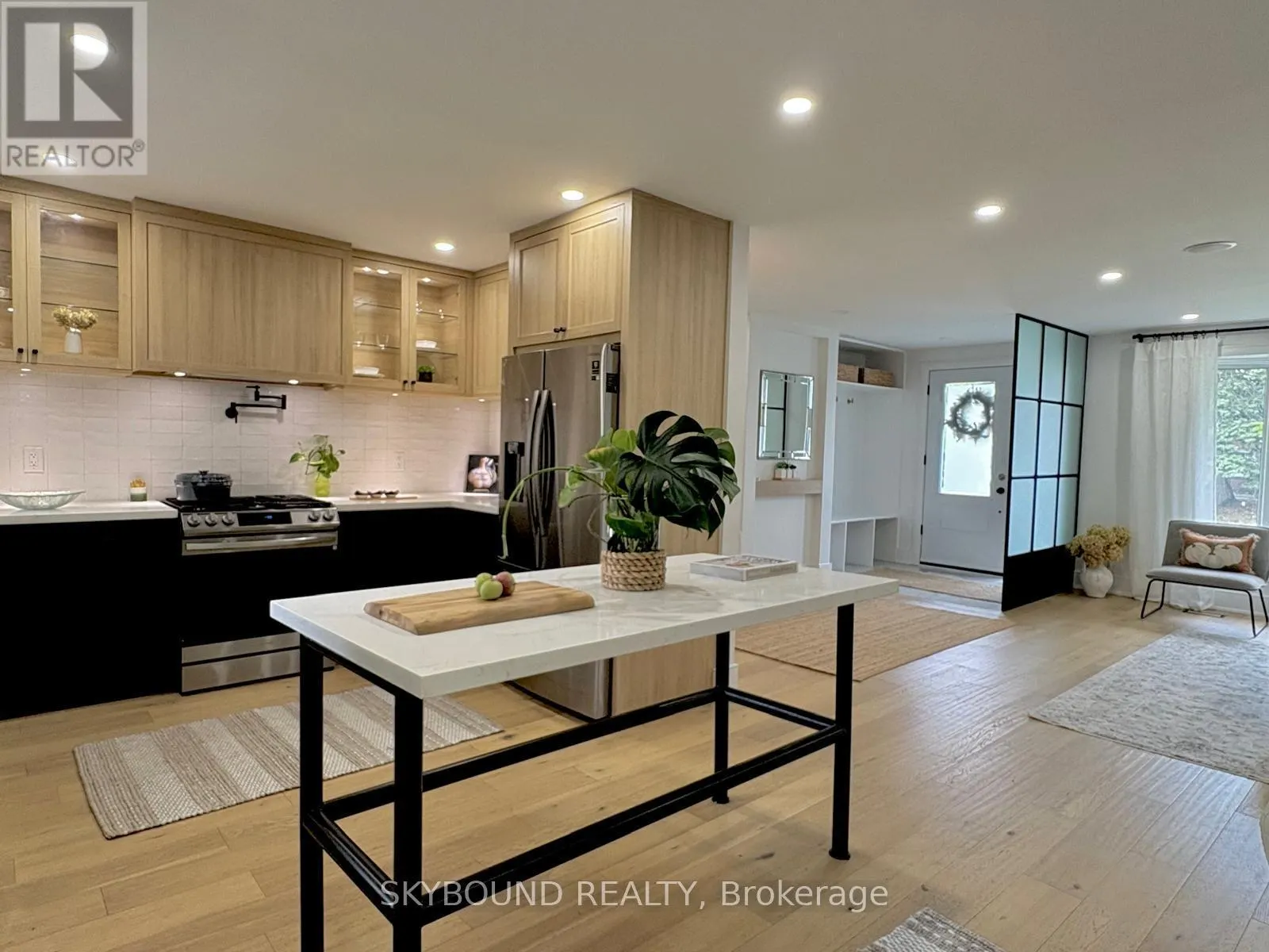 23 DRURY LANE
