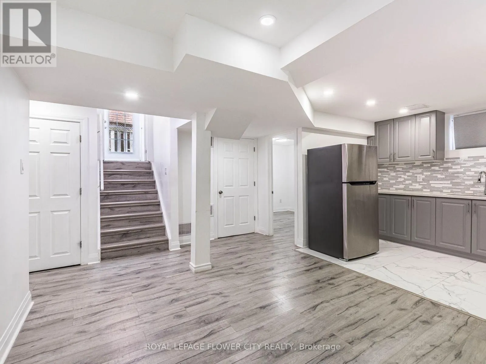 58 PERTOSA DRIVE