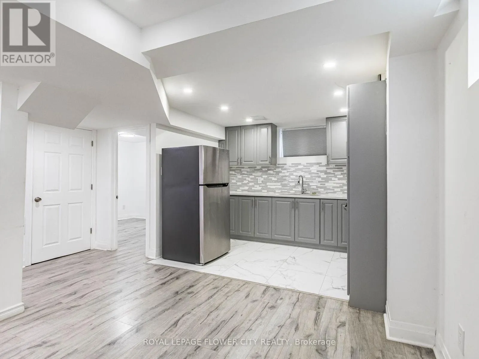 58 PERTOSA DRIVE